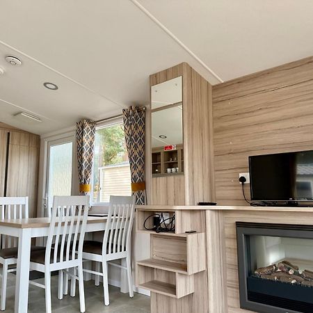 The Salmon Van - Beautiful, Luxury Static Caravan Aberlour Exterior photo