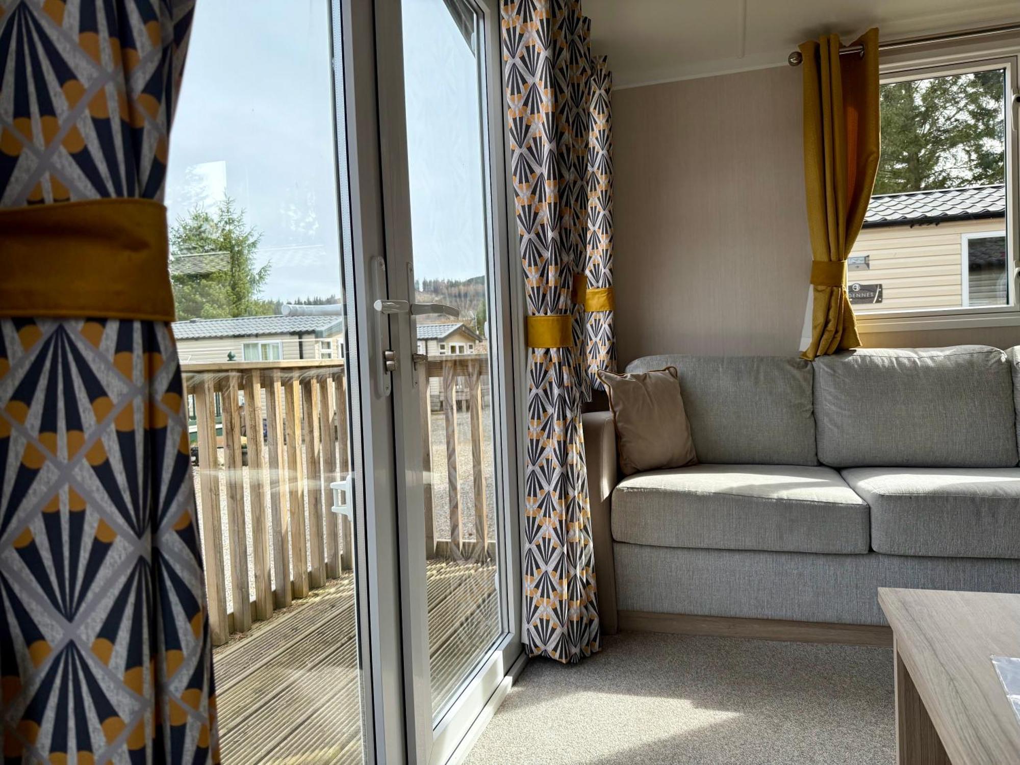 The Salmon Van - Beautiful, Luxury Static Caravan Aberlour Exterior photo